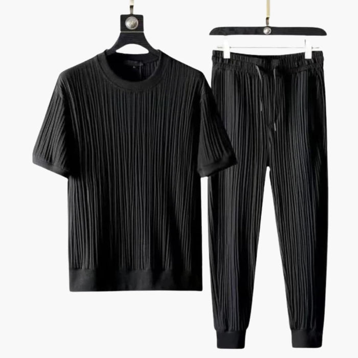 Herrars Plisserad Tvådelad Joggingdräkt – T-shirt med Kort Ärmar och Dragsko Byxor