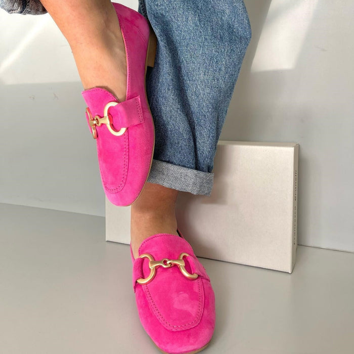 Dam Loafers med Gulddetalj och Slip-On-Passform