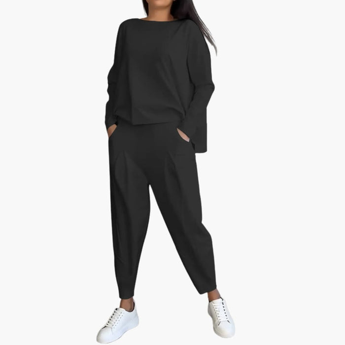 Kvinnors Tvådelade Outfit med Rundhalsad Topp och Byxor