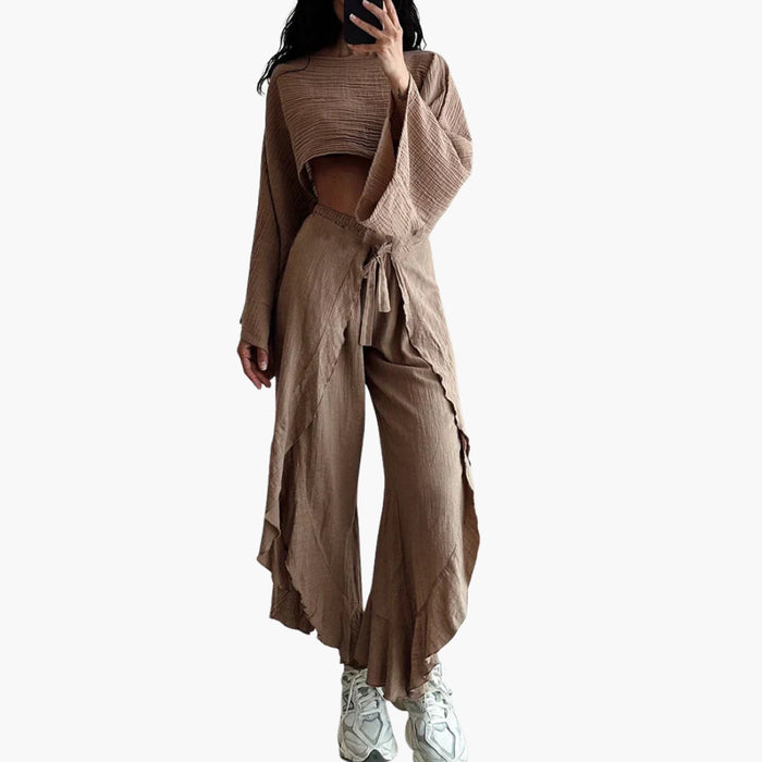 Kvinnors Tvådelade Outfit med Knyt Top och Slitsade Byxor